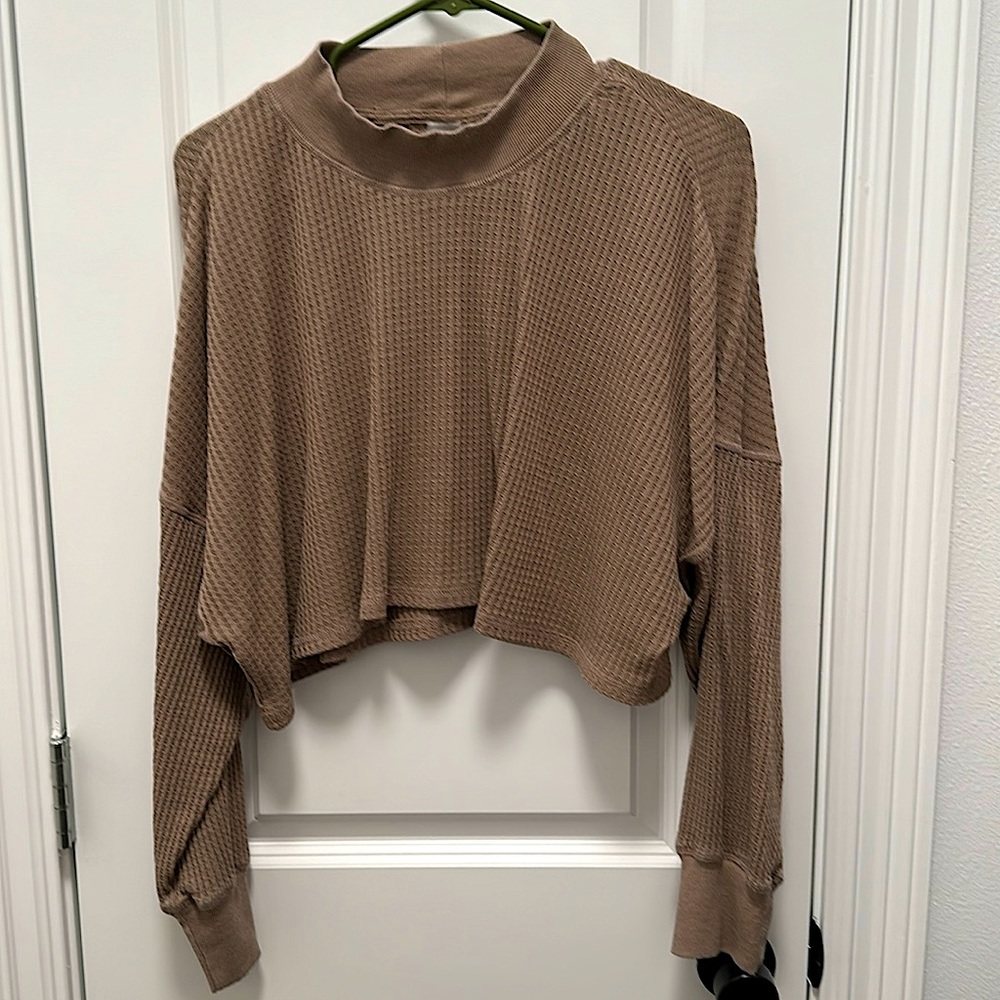 Cropped mock neck waffle knit thin sweater, large - NWOT